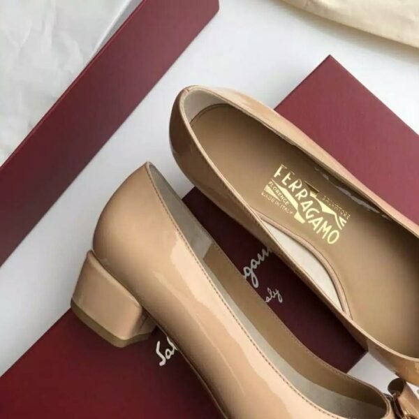 Salvatore Ferragamo Varina Pump