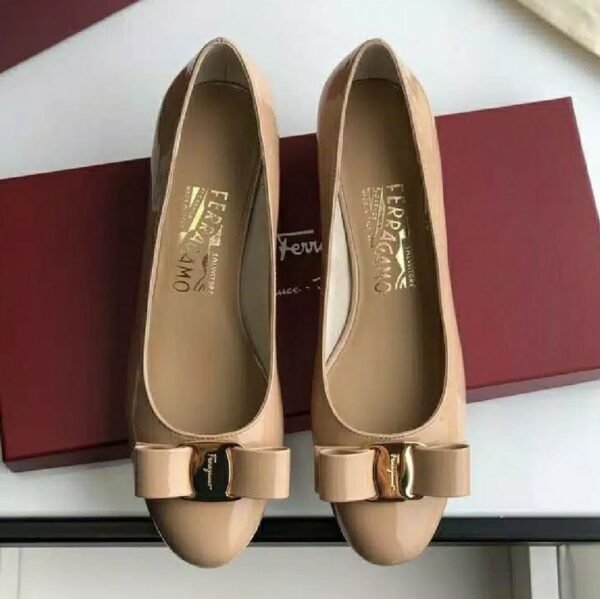 Salvatore Ferragamo Varina Pump