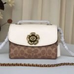 Rivets Snakeskin 18