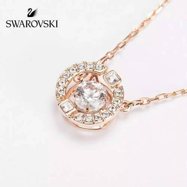 Swarovski Sparkling Dance Round Necklace