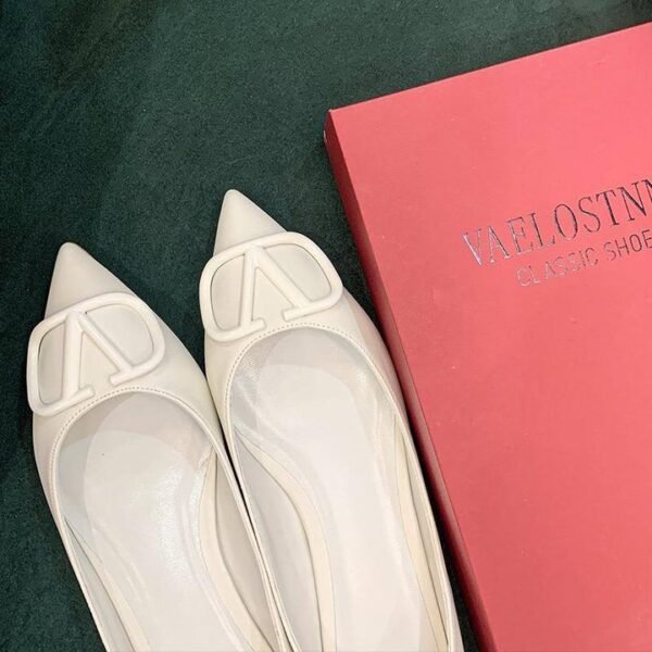 Valentino Vlogo Ballerina Flats