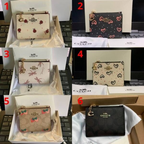 Coach Signature Snap Card Case Wallet