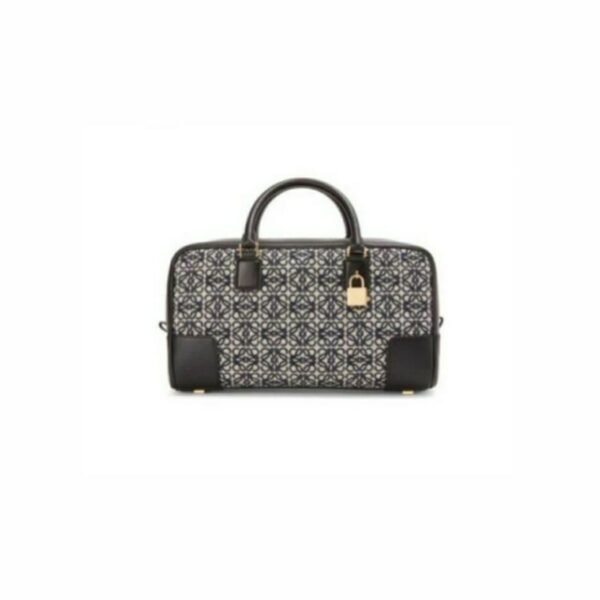 Loewe Amazona 23 In Anagram