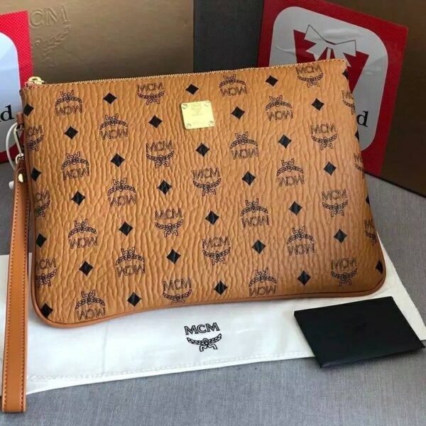 MCM Wrislet Zip Pouch in Visetos