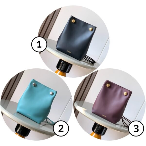 Loewe Pebble Pouch In Smooth Calfskin