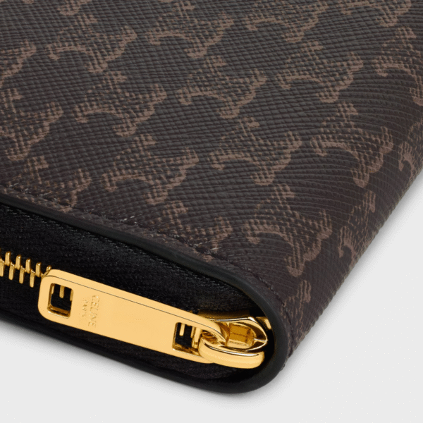Celine Zipped Wallet In Triomphe Canvas