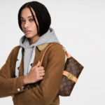 Louis Vuitton Pochette Mia