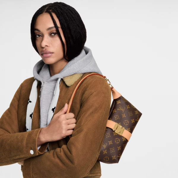 Louis Vuitton Pochette Mia