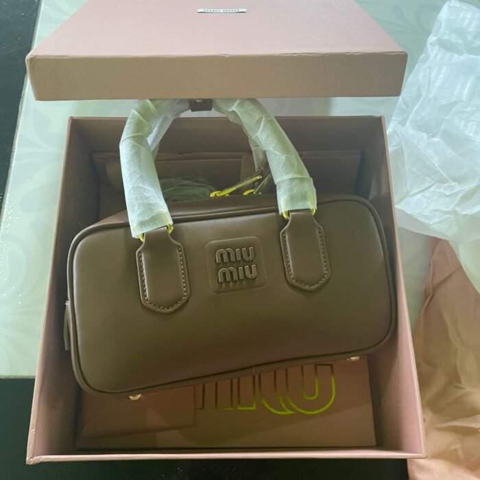 658a5980-ee19-4c0d-8d81-67fd90dbb55d 2